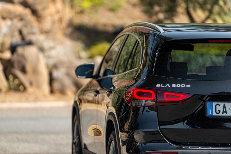 Mercedes GLA 200d Sport 4Matic: la prova su strada