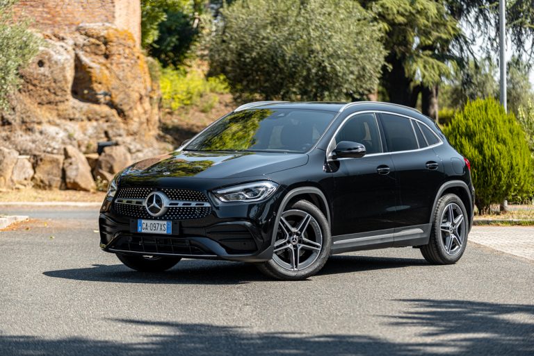 Mercedes GLA 200d Sport 4Matic: la prova su strada