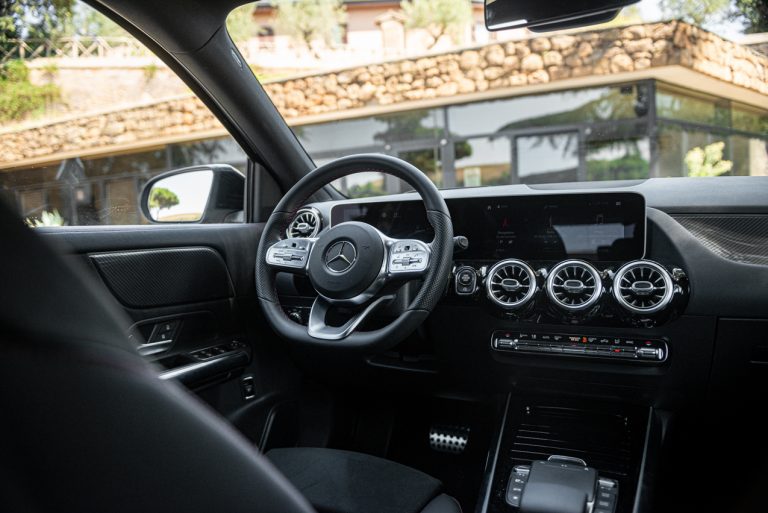 Mercedes GLA 200d Sport 4Matic: la prova su strada