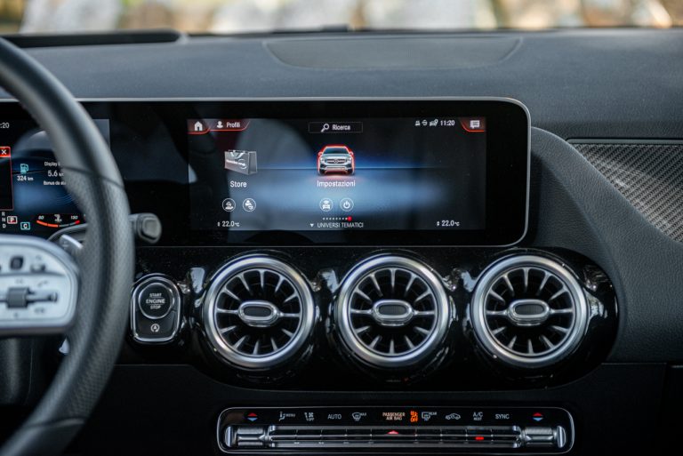 Mercedes GLA 200d Sport 4Matic: la prova su strada