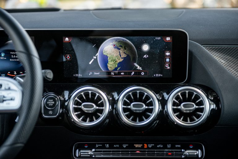 Mercedes GLA 200d Sport 4Matic: la prova su strada