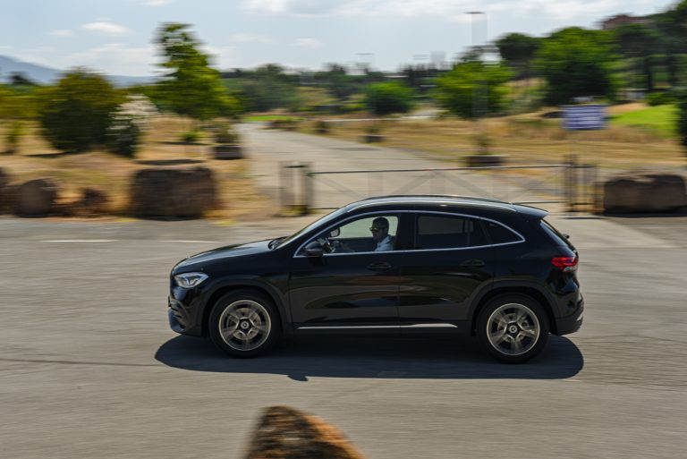 Mercedes GLA 200d Sport 4Matic: la prova su strada