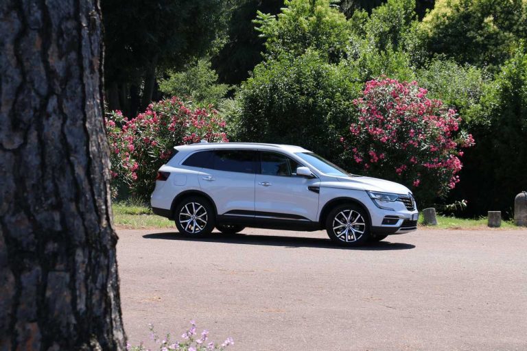 Renault Koleos Executive Blue dCi 190 X-tronic 4x4: la prova su strada