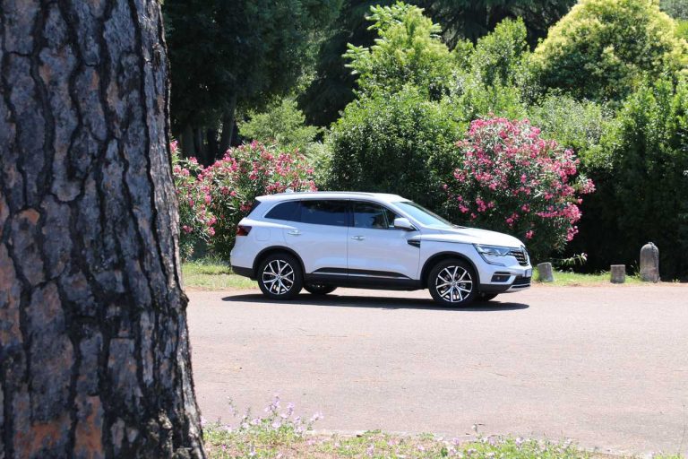 Renault Koleos Executive Blue dCi 190 X-tronic 4x4: la prova su strada