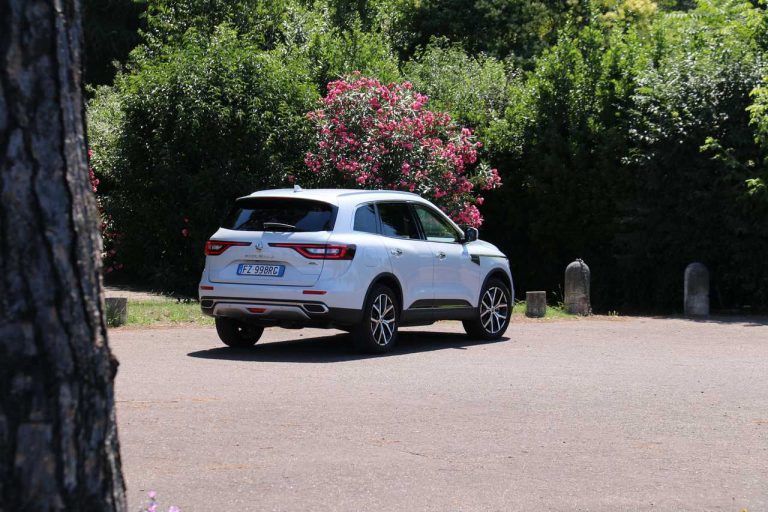 Renault Koleos Executive Blue dCi 190 X-tronic 4x4: la prova su strada