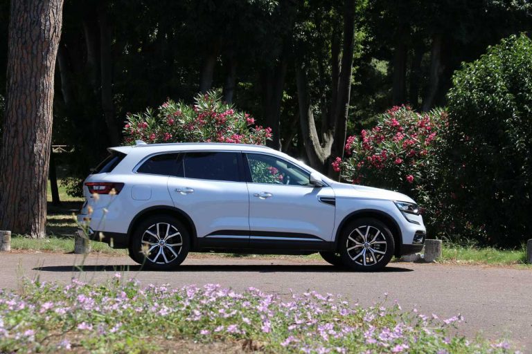 Renault Koleos Executive Blue dCi 190 X-tronic 4x4: la prova su strada