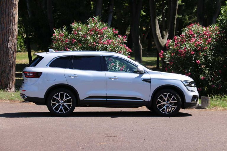 Renault Koleos Executive Blue dCi 190 X-tronic 4x4: la prova su strada