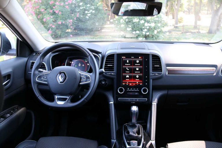 Renault Koleos Executive Blue dCi 190 X-tronic 4x4: la prova su strada