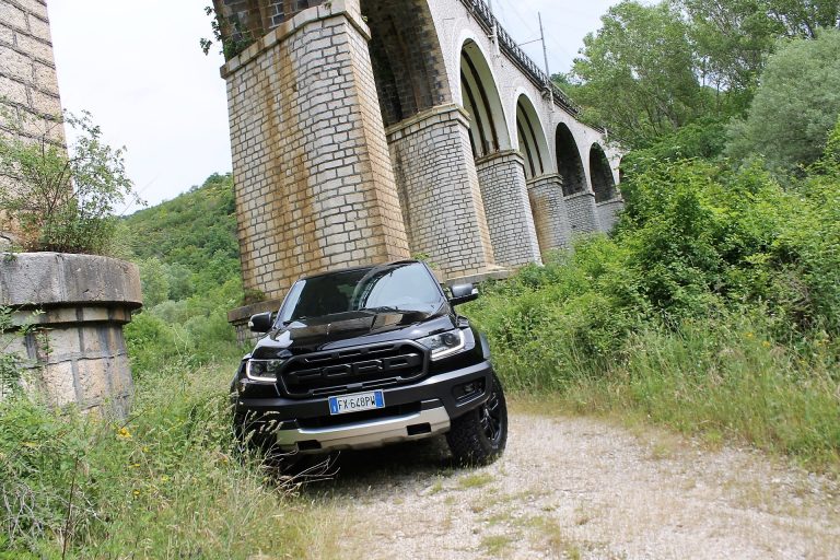 Ford Ranger Raptor: la prova su strada