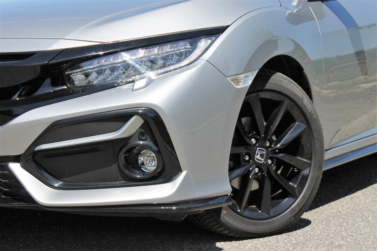 Honda Civic 1.0T Executive Sport Line: la prova su strada