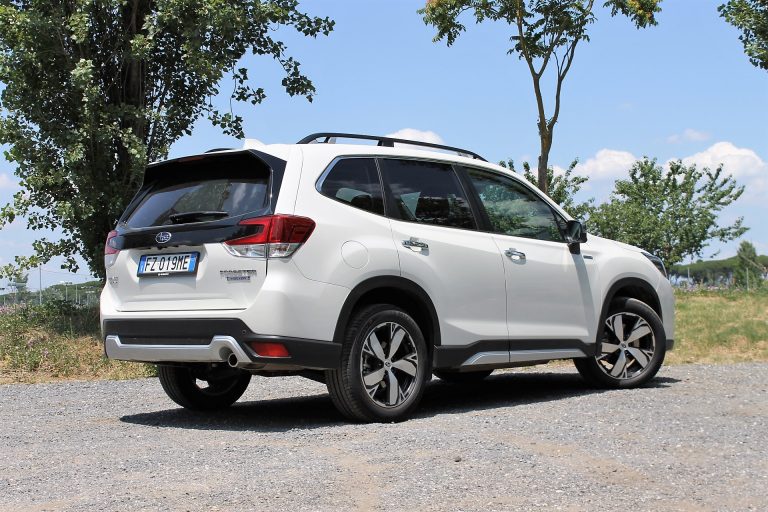 Subaru Forester eBoxer 2.0i: la prova su strada