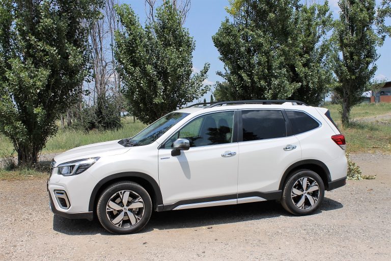 Subaru Forester eBoxer 2.0i: la prova su strada