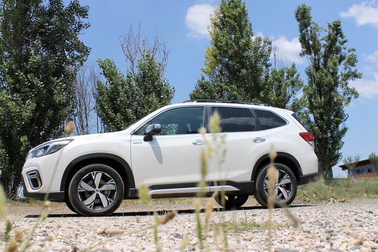 Subaru Forester eBoxer 2.0i: la prova su strada