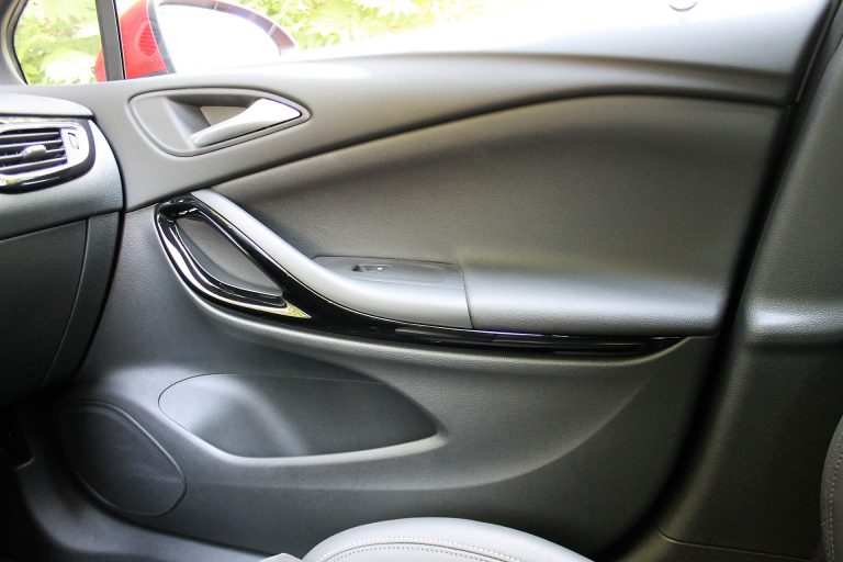 Opel Astra 1.5 CDTI 122 CV Ultimate: la prova su strada