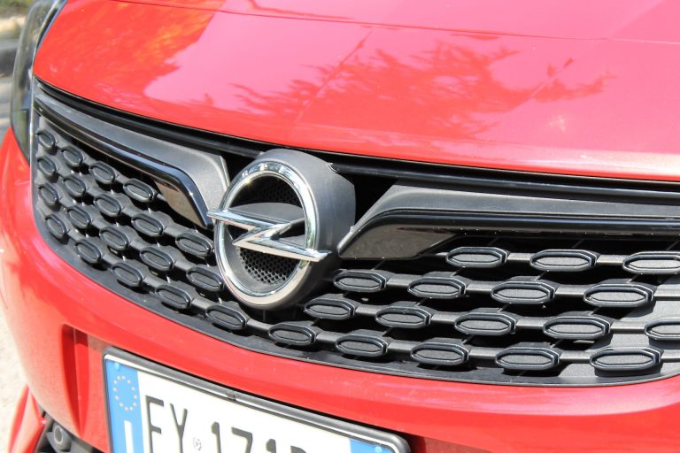 Opel Astra 1.5 CDTI 122 CV Ultimate: la prova su strada