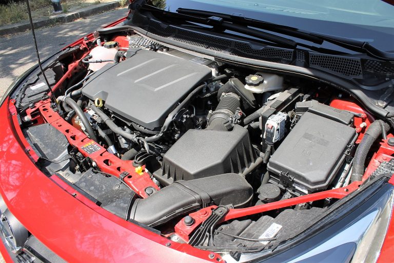 Opel Astra 1.5 CDTI 122 CV Ultimate: la prova su strada