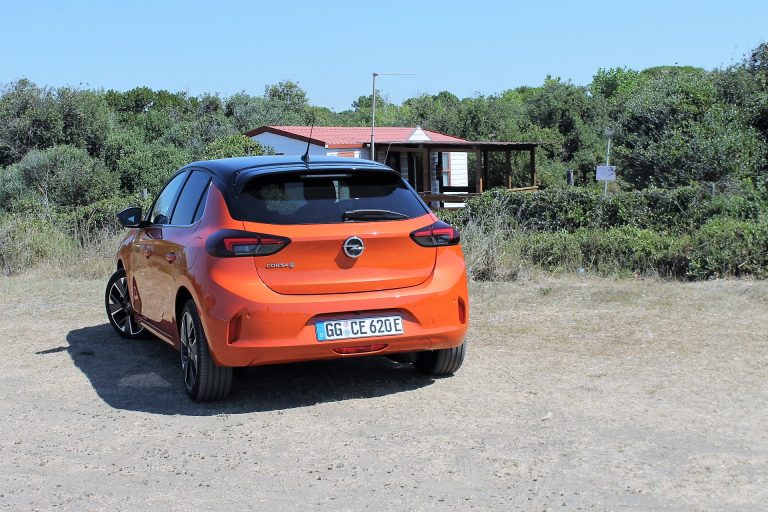 Opel Corsa-e: primo contatto