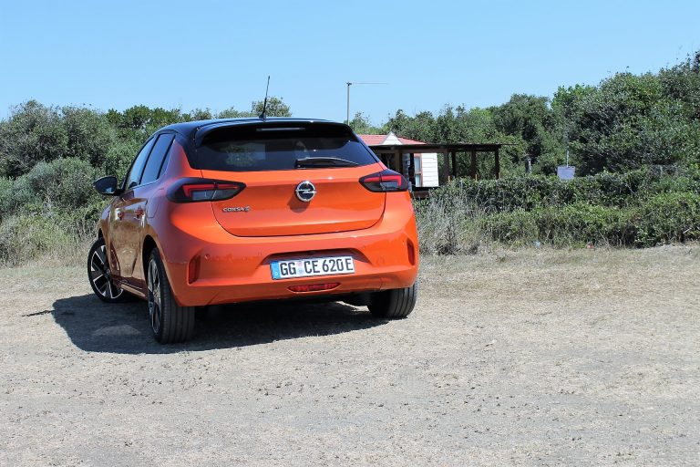 Opel Corsa-e: primo contatto
