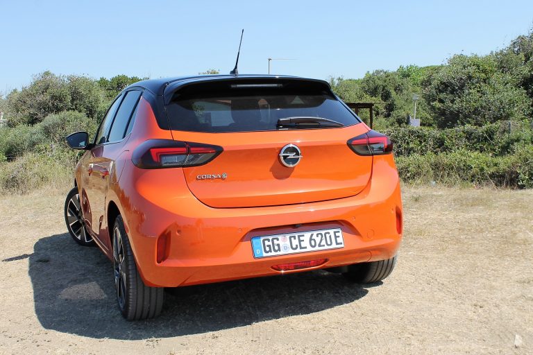Opel Corsa-e: primo contatto