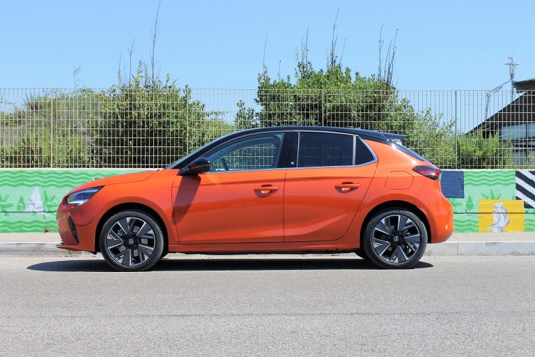 Opel Corsa-e: primo contatto