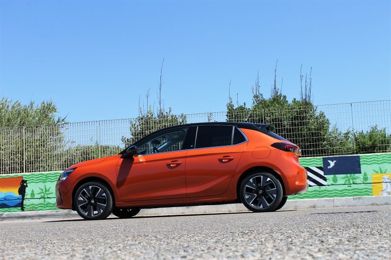 Opel Corsa-e: primo contatto