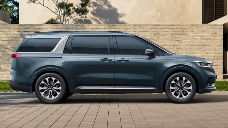 Kia svela la quarta generazione della Carnival