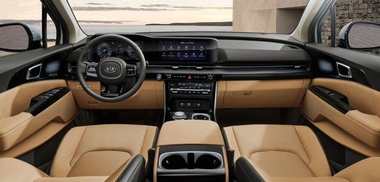 Kia svela la quarta generazione della Carnival