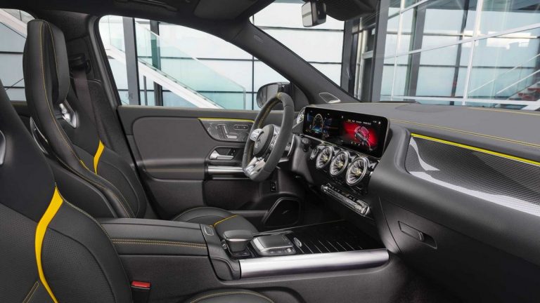 Mercedes-Benz GLA 45 AMG S 4Matic+ : primo contatto