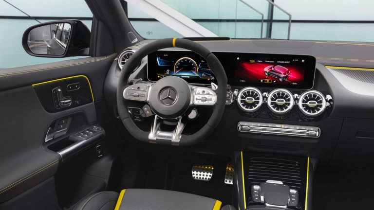 Mercedes-Benz GLA 45 AMG S 4Matic+ : primo contatto