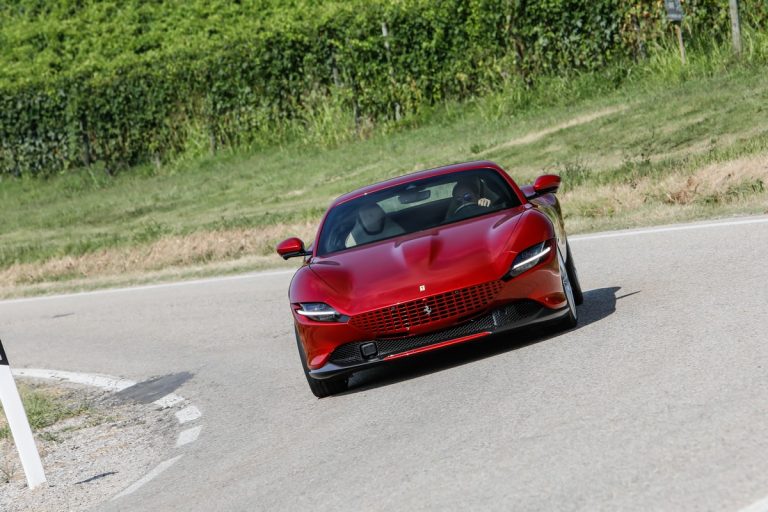 Ferrari Roma: la prova su strada