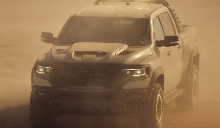 Ram 1500 TRX: immagini ufficiali