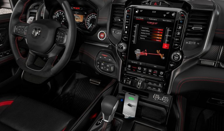 Ram 1500 TRX: immagini ufficiali