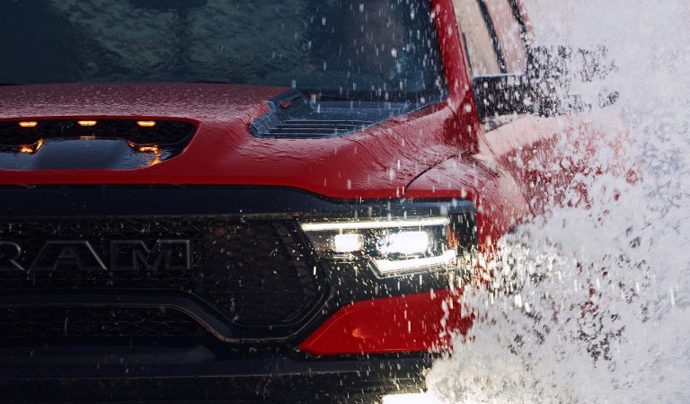 Ram 1500 TRX: immagini ufficiali