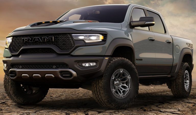Ram 1500 TRX: immagini ufficiali