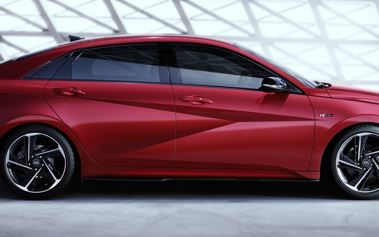 Nuova Hyundai Elantra N Line: immagini ufficiali
