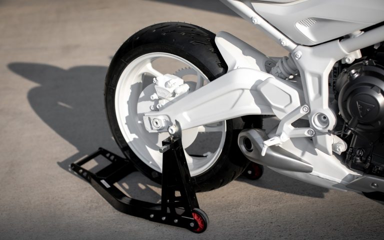 Triumph Trident Design Prototype: immagini ufficiali