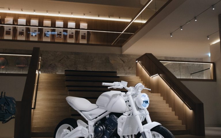 Triumph Trident Design Prototype: immagini ufficiali