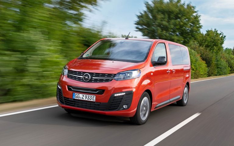 Opel Zafira e-Life: immagini ufficiali