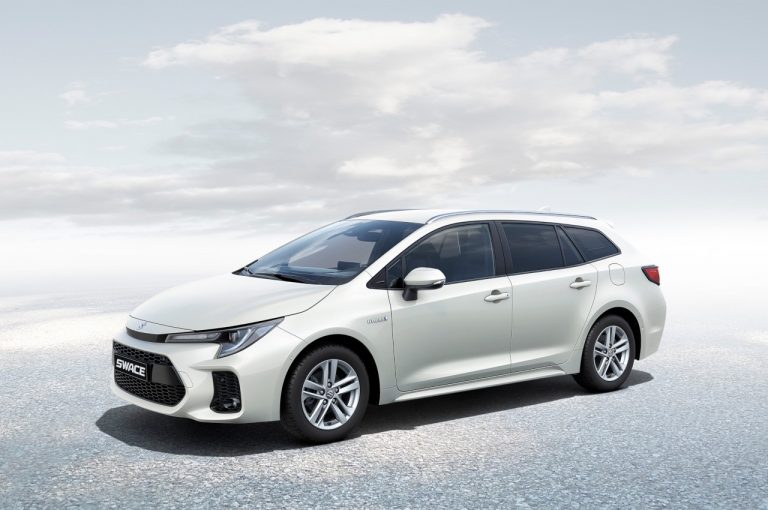 Suzuki Swace: immagini ufficiali