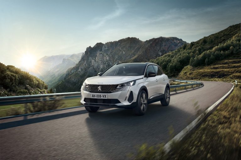 Peugeot 3008 2021: nuove immagini ufficiali