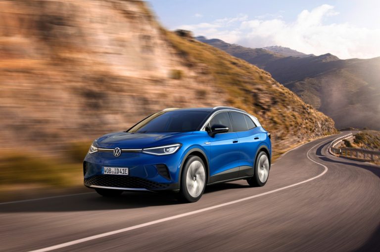 Volkswagen ID.4: immagini ufficiali