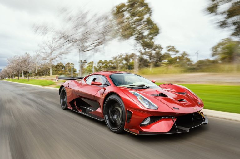 Brabham BT62 stradale 2020: immagini ufficiali