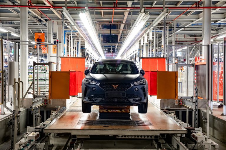Cupra Formentor, la produzione a Martorell: immagini ufficiali