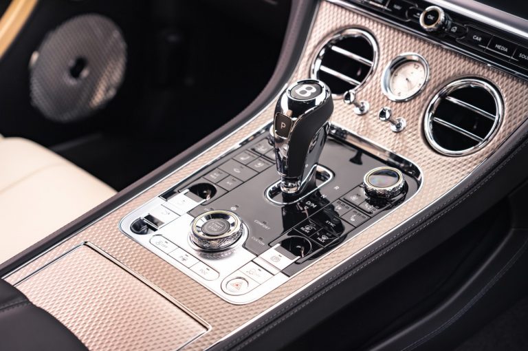 Bentley Continental GT Mulliner 2021: immagini ufficiali