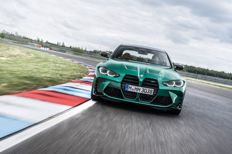 Bmw M3 berlina e Bmw M4 Coupé 2021: immagini ufficiali