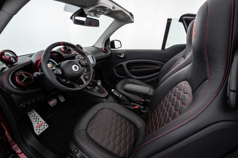 Smart Fortwo Brabus Ultimate E: immagini ufficiali