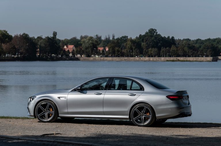 Mercedes-Amg E53 4Matic+ ed E63 4Matic+ 2021: immagini ufficiali