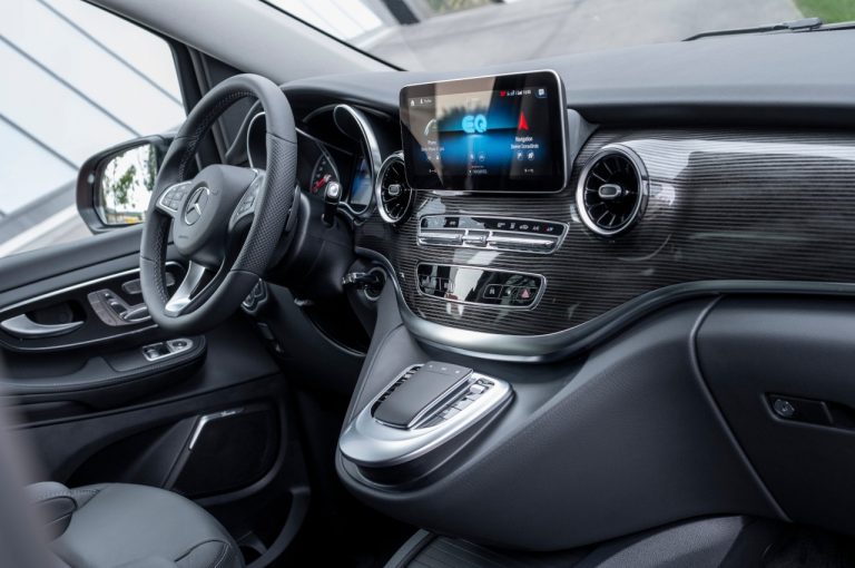 Mercedes EQV 2020: immagini ufficiali