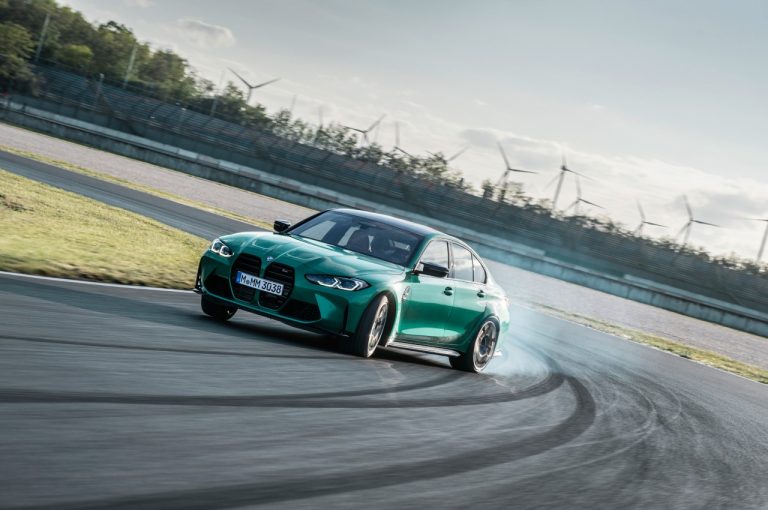 Bmw M3 berlina e Bmw M4 Coupé 2021: immagini ufficiali