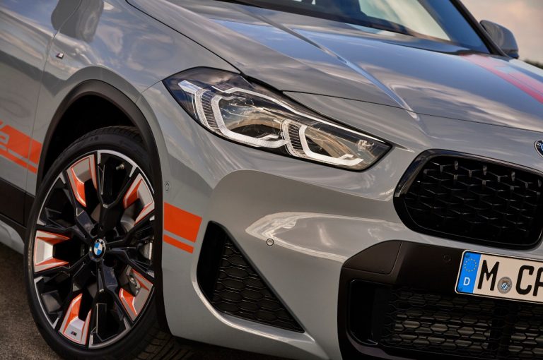 Bmw X2 M Mesh Edition 2021: immagini ufficiali